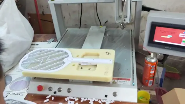 Automatic Screw Tightening & Fastening Machine