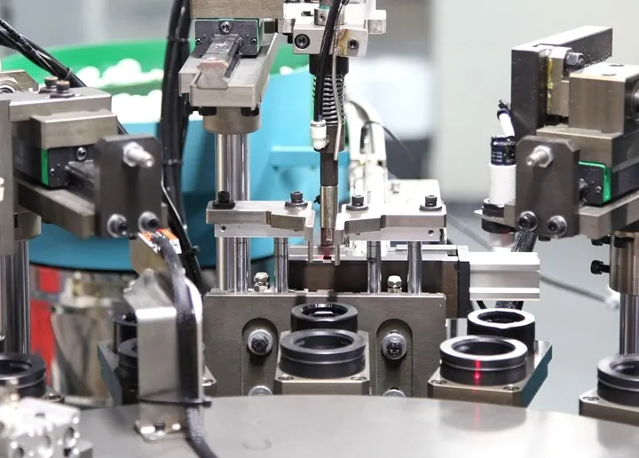 Helmet Knob Assembly Machine - photo 3