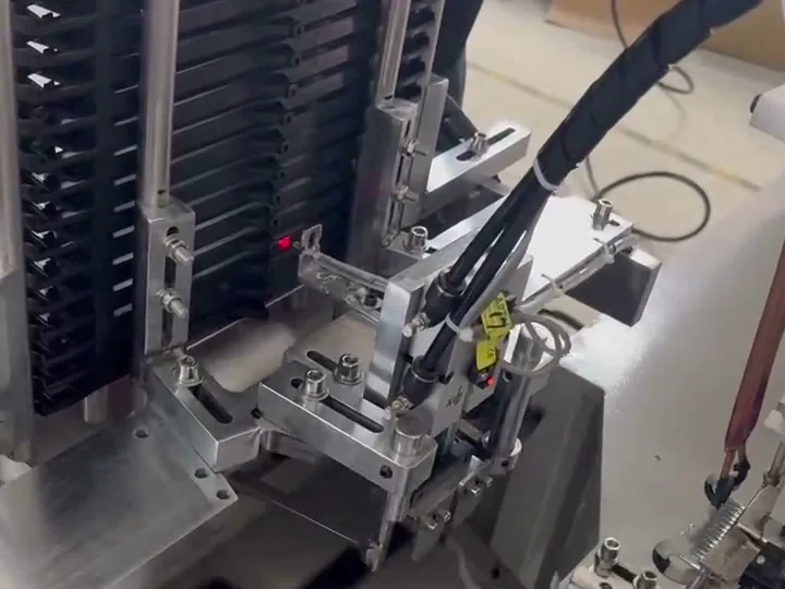 Hanger Hook Inserting Machine