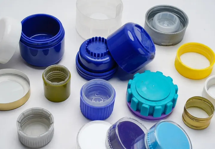 Cap Assembly & Lining Machine