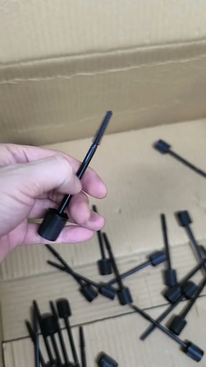 Mascara Brush Assembly Machine - photo 6