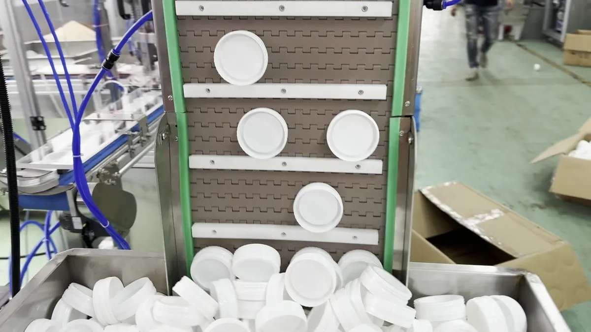 Cream Jar Assembly Machine - photo 4