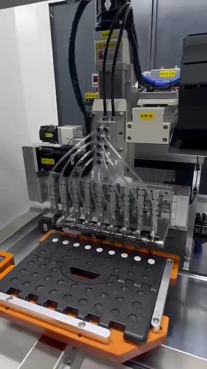 Plastic Stool Foam Pad Assembly Machine - photo 2