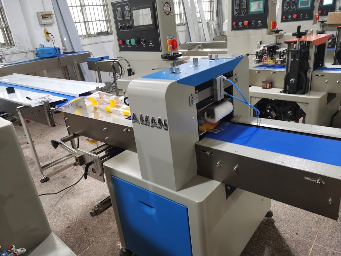 Horizontal Automatic Pouch Bread Packing Machine