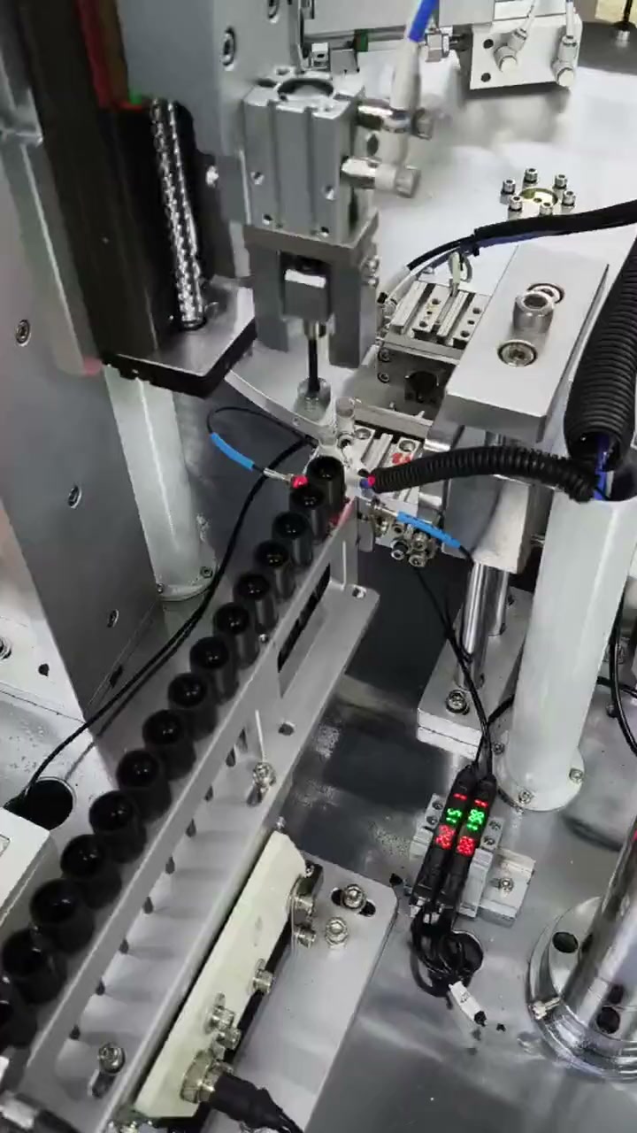 Italy · Cosmetic Packaging Assembly · Mascara Brush Assembly Machine
